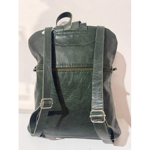 Mochila  de  cuero  verde