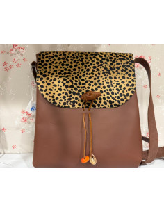 Bandolera con solapa de tigre