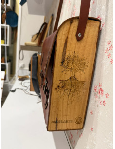 Bolso portafolio de cuero y madera 2