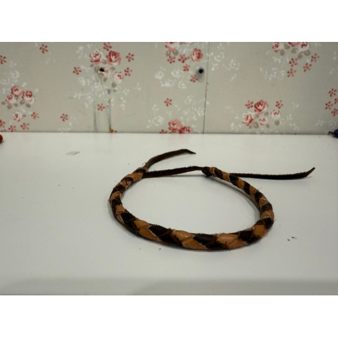 Pulseras de cuero trenzados de colores