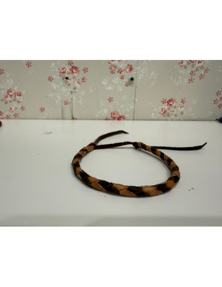 Pulseras de cuero trenzados de colores