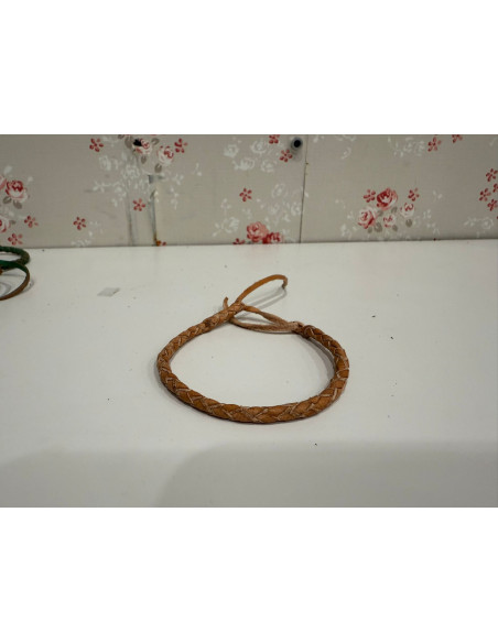 Pulseras de cuero trenzados de colores