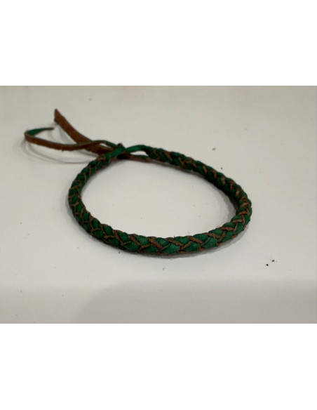 Pulseras de cuero trenzados de colores