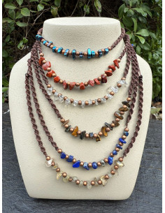 Collares de piedras naturales