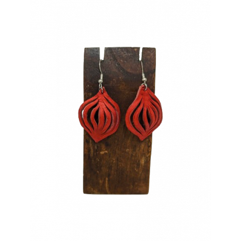 Pendientes de cuero con gancho de plata