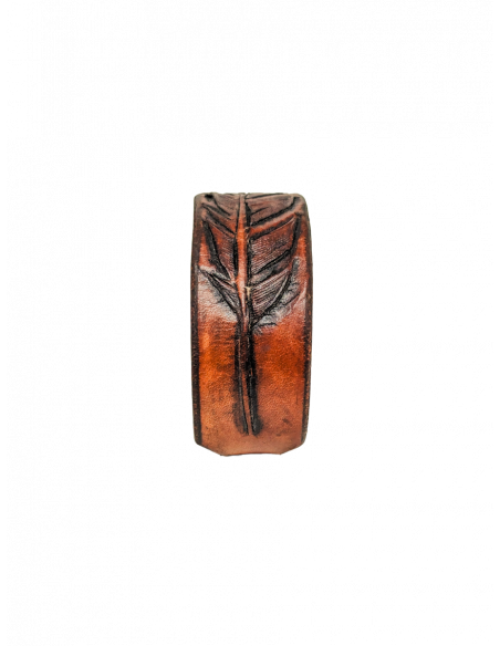 Brazalete labrado pluma