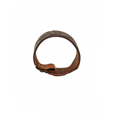 Brazalete labrado pluma